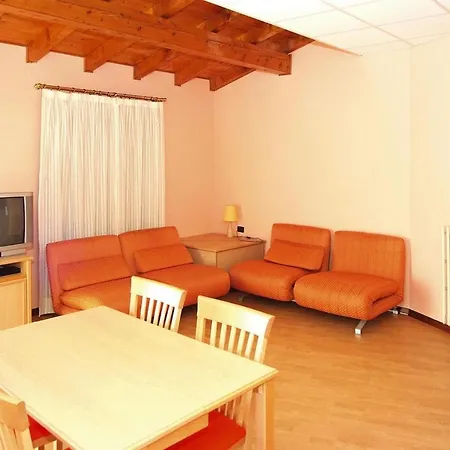 In The Dei Fiori, Apartment *