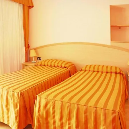 Apartment In By Maggiore